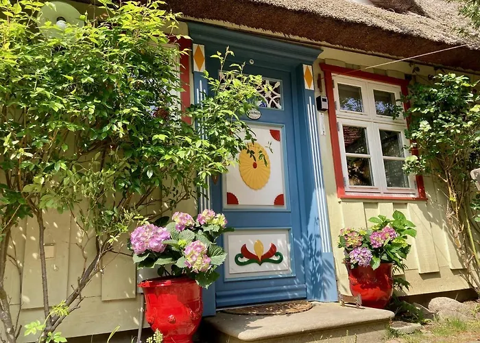 Haus Am Hafen - Luxus Unter Reet, Garten Mit Terrasse